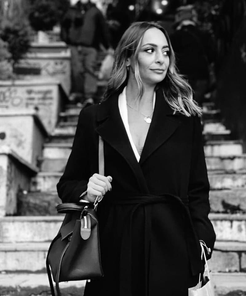 Portrait von Valentina Berisha, Architektin bei A&T Architekten